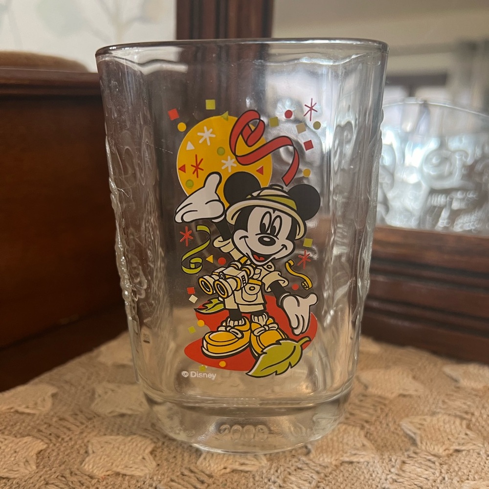 DISNEY Vintage McDonalds Mickey Mouse Animal Kingdom 2000 Drinking Glass